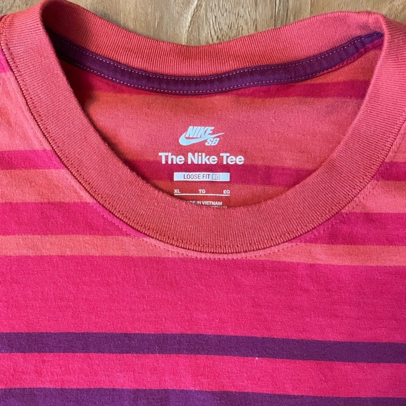 **NIKE SB** loose fit striped t-shirt SIZE XL - Picture 3 of 4